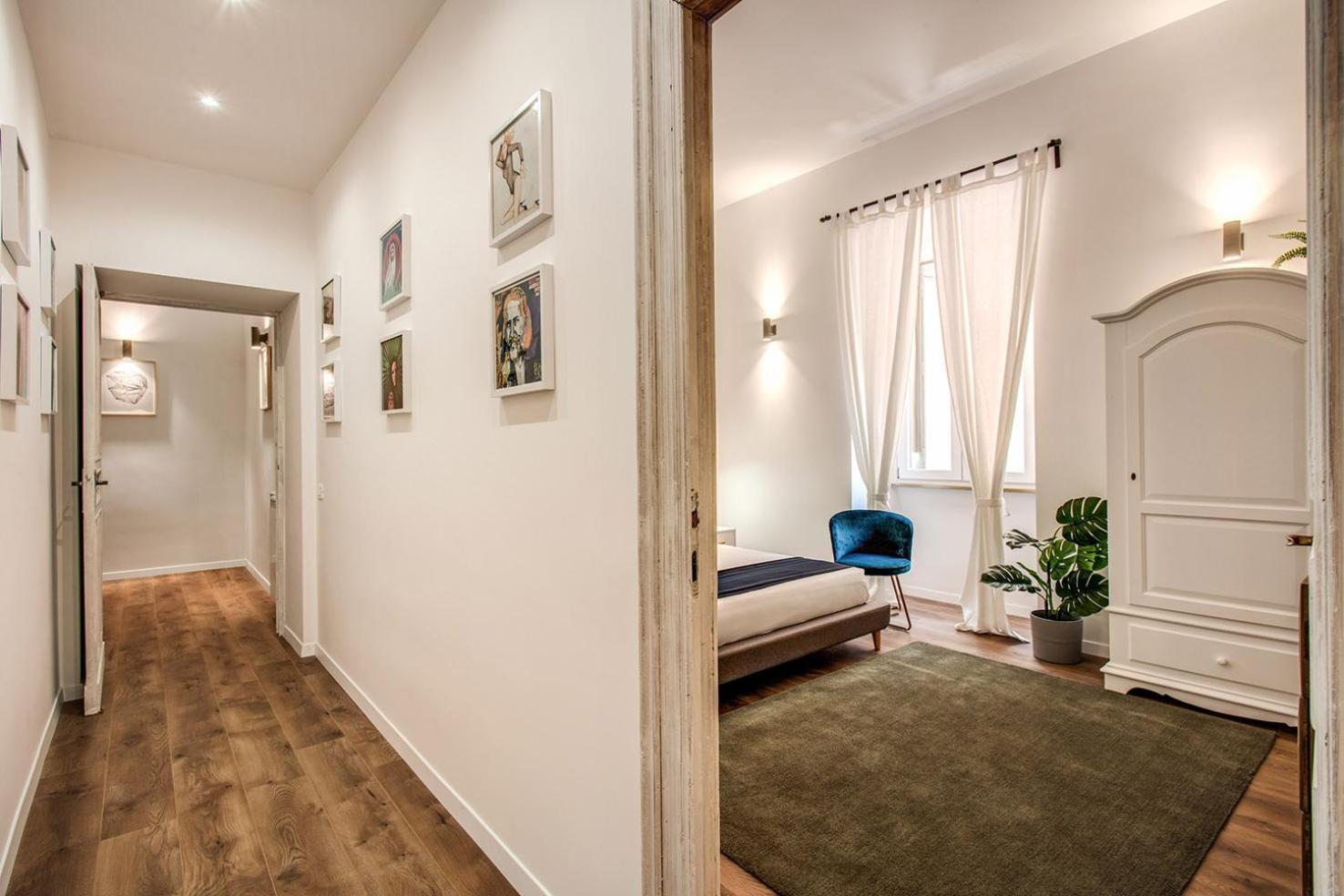 Monti Quiet And Spacious Apartment Roma Ngoại thất bức ảnh